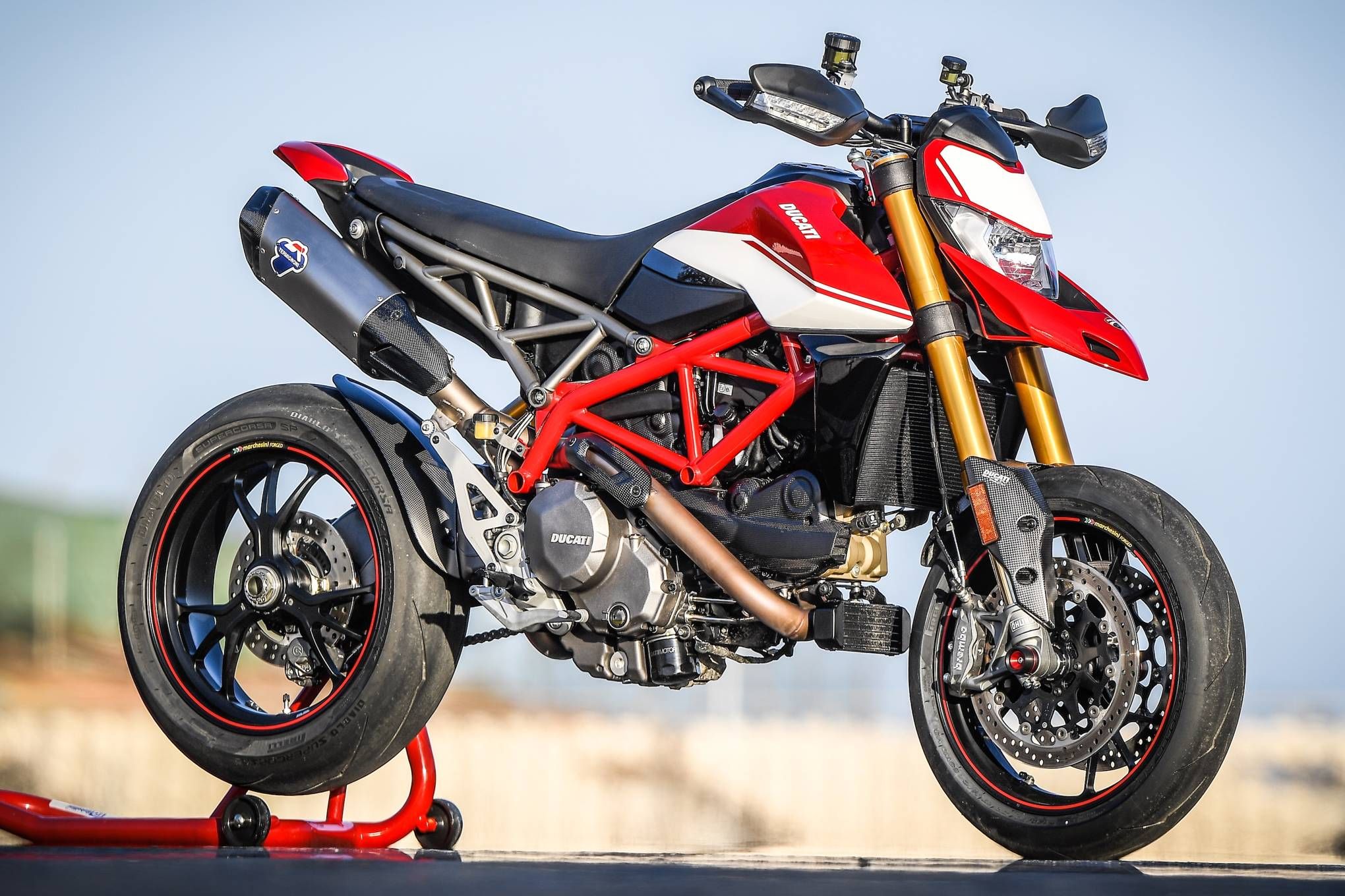 Reprogramiranje vozila Ducati Hypermotard 950  114