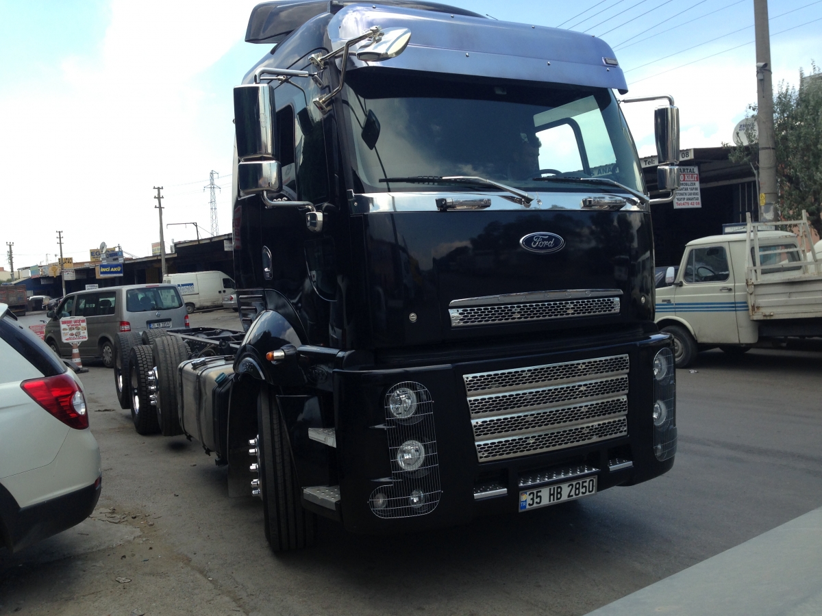 Reprogramiranje vozila Ford Truck Cargo 3238 9.0L I6 381