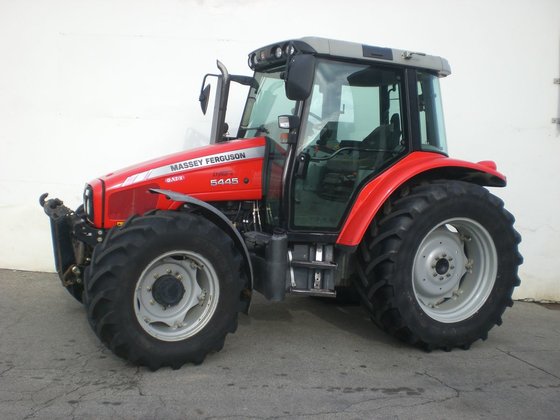 Yüksek kaliteli ayarlama fil Massey Ferguson Tractor 5400 series MF 5445 4.4 CR 129hp