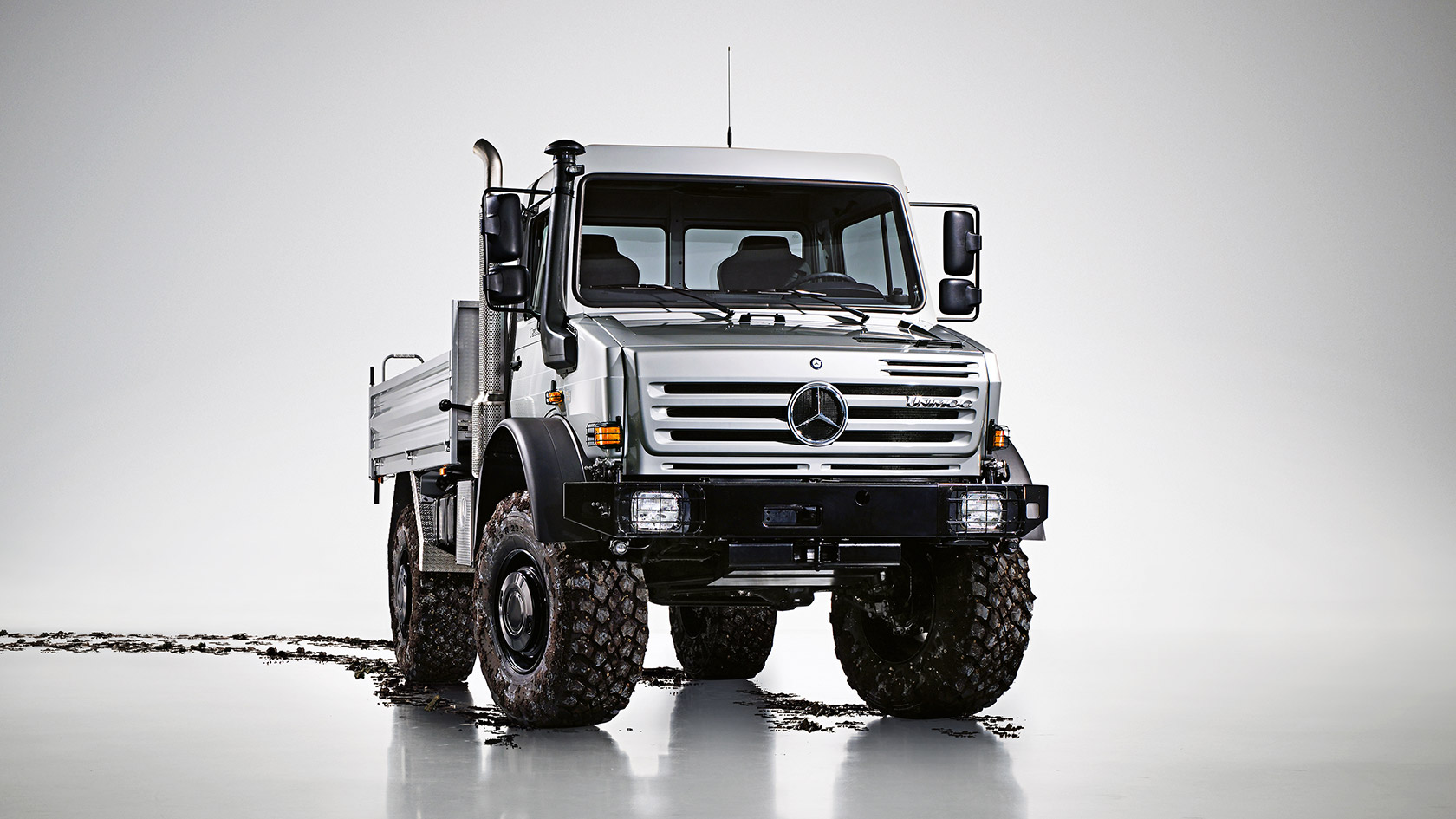Reprogramiranje vozila Mercedes-Benz Unimog U4000 4.81L R4 218