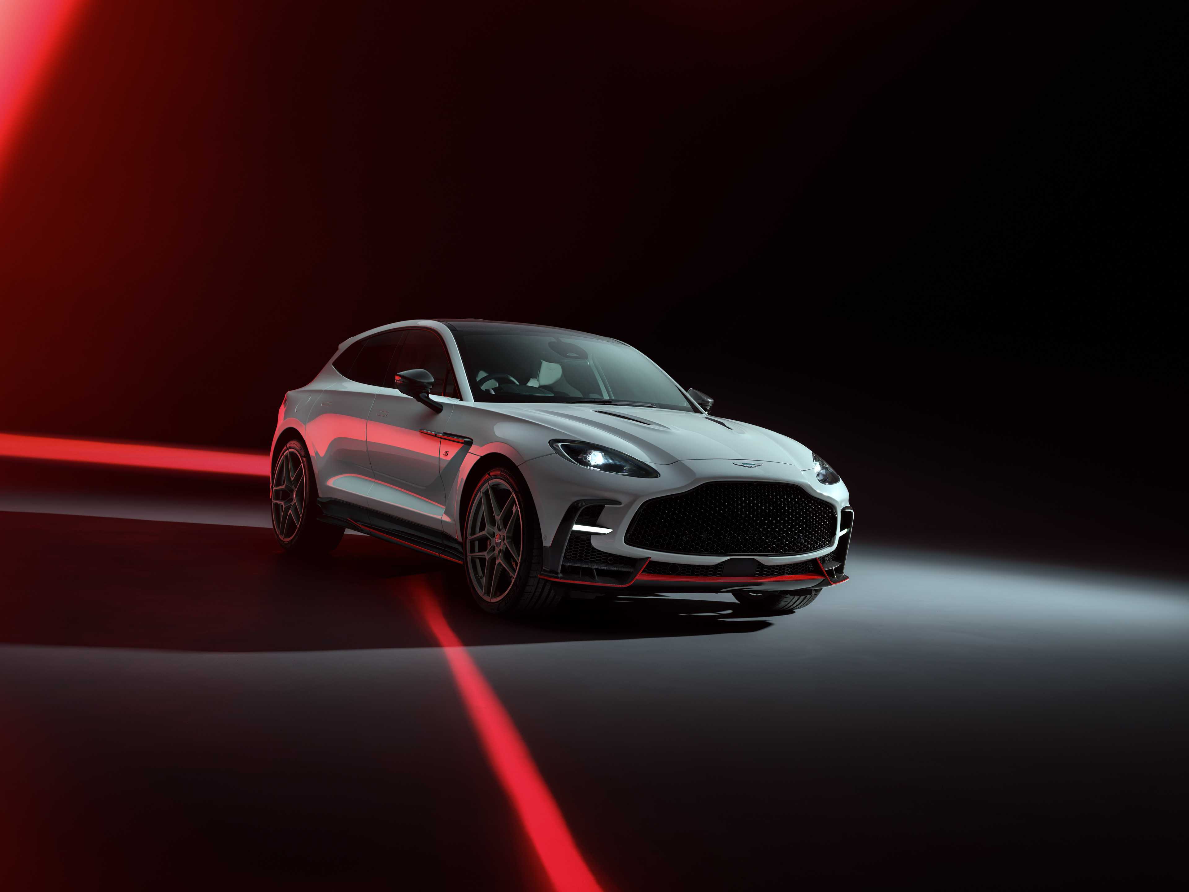 Reprogrammation Aston Martin DBX 3.0 Straight-Six   Mild-Hybrid Petrol 435