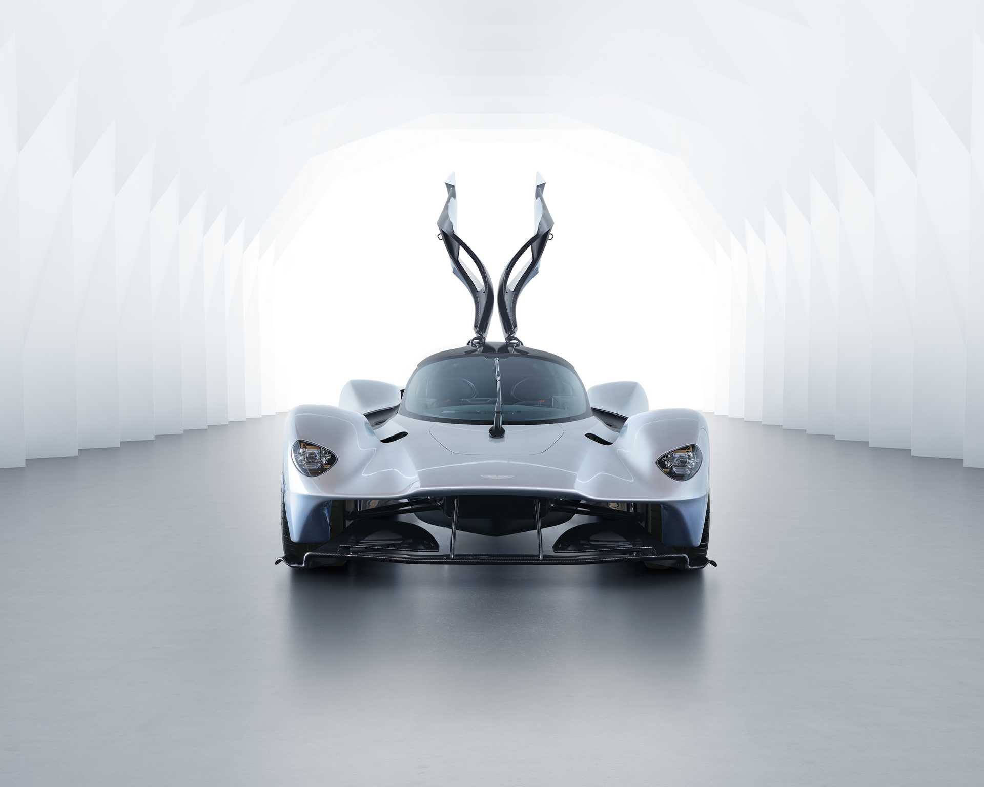 Reprogrammation Aston Martin Valkyrie 6.5 V12 AMR PRO  1014