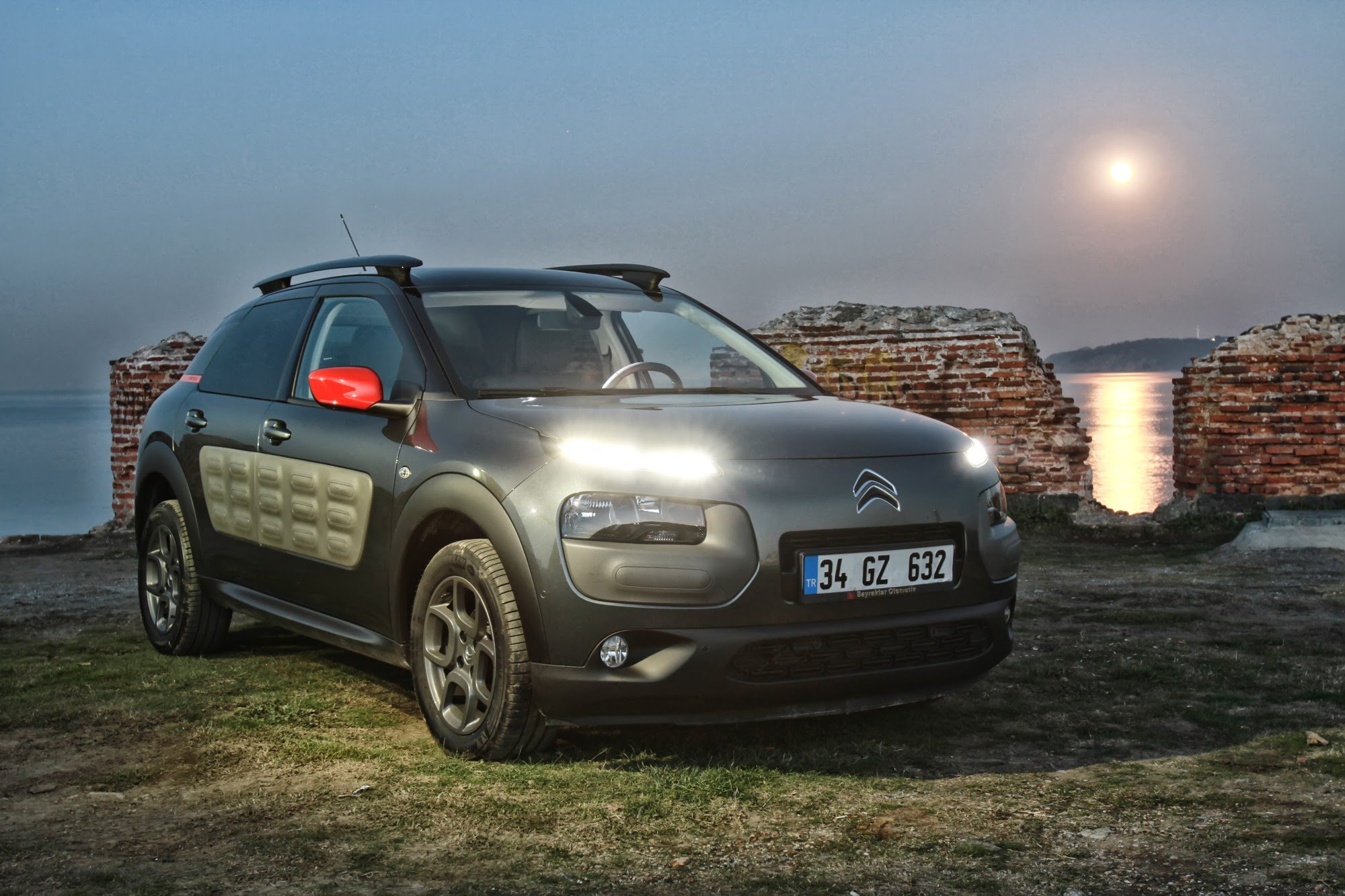 Reprogrammation Citroën C4 Cactus 1.6 e-HDI 92
