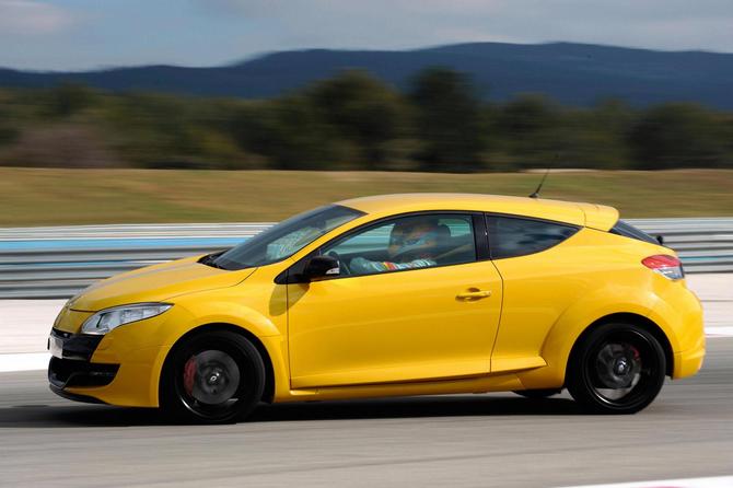 Reprogramiranje vozila Renault Megane RS 2.0T  250