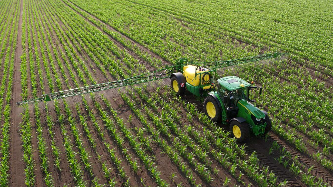 Fichiers Tuning Haute Qualité John Deere Tractor Sprayer R4830 6.8 V6 276hp