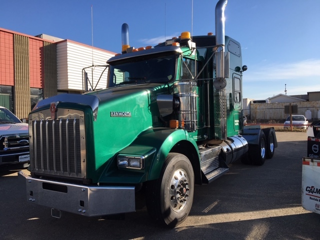 Reprogramiranje vozila Kenworth T800  15.8L I6 435