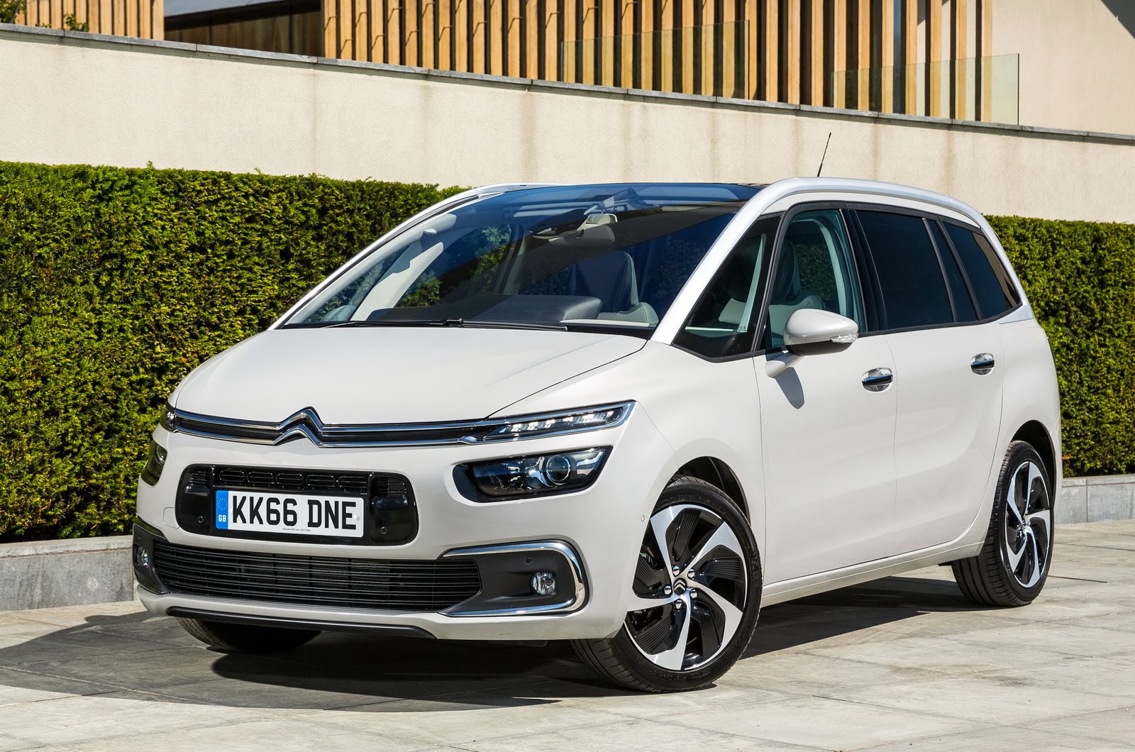 Reprogrammation Citroën C4 Picasso / C4 Space Tourer 1.6 THP 165