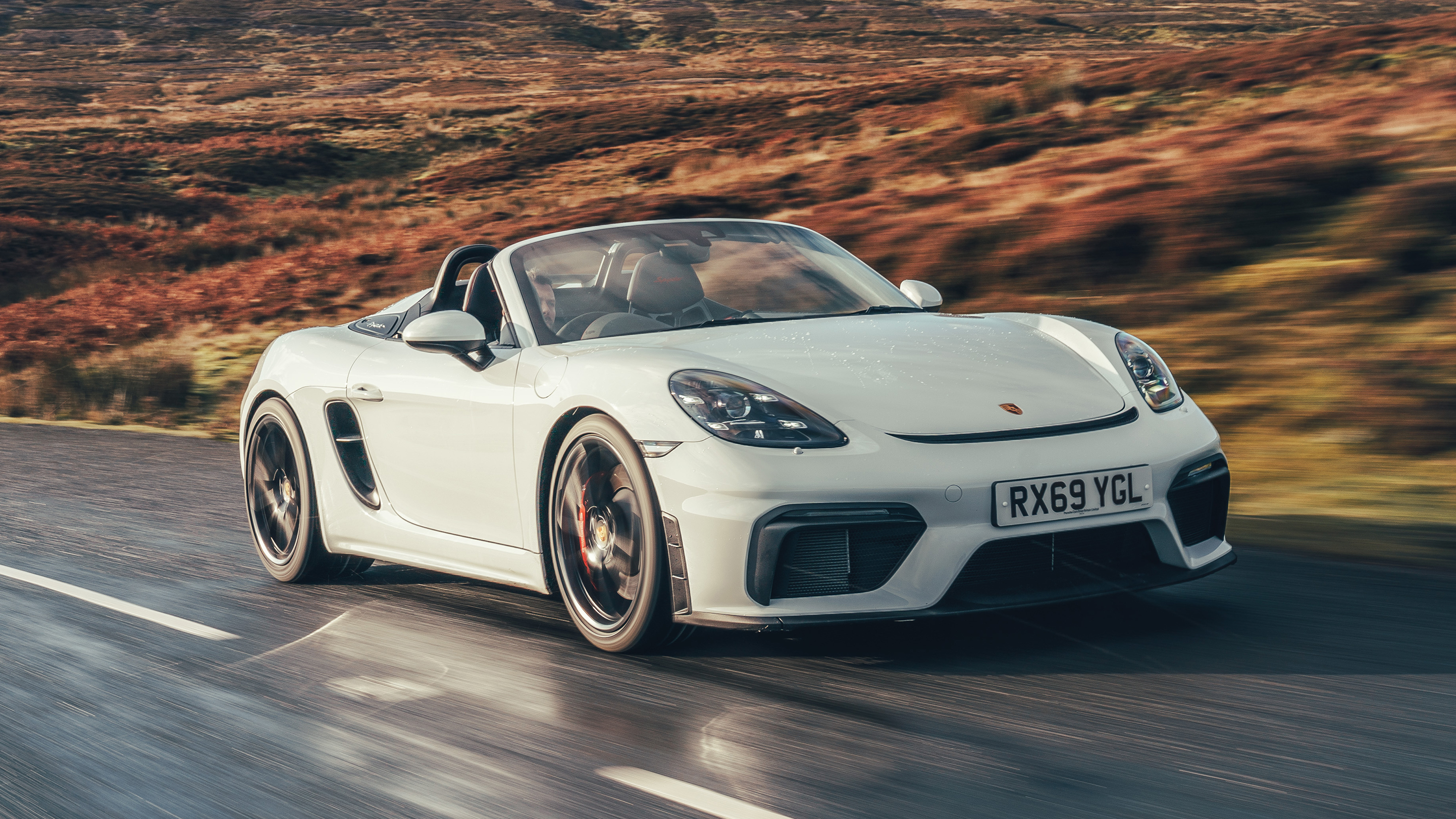 Yüksek kaliteli ayarlama fil Porsche Spyder 4.0  420hp