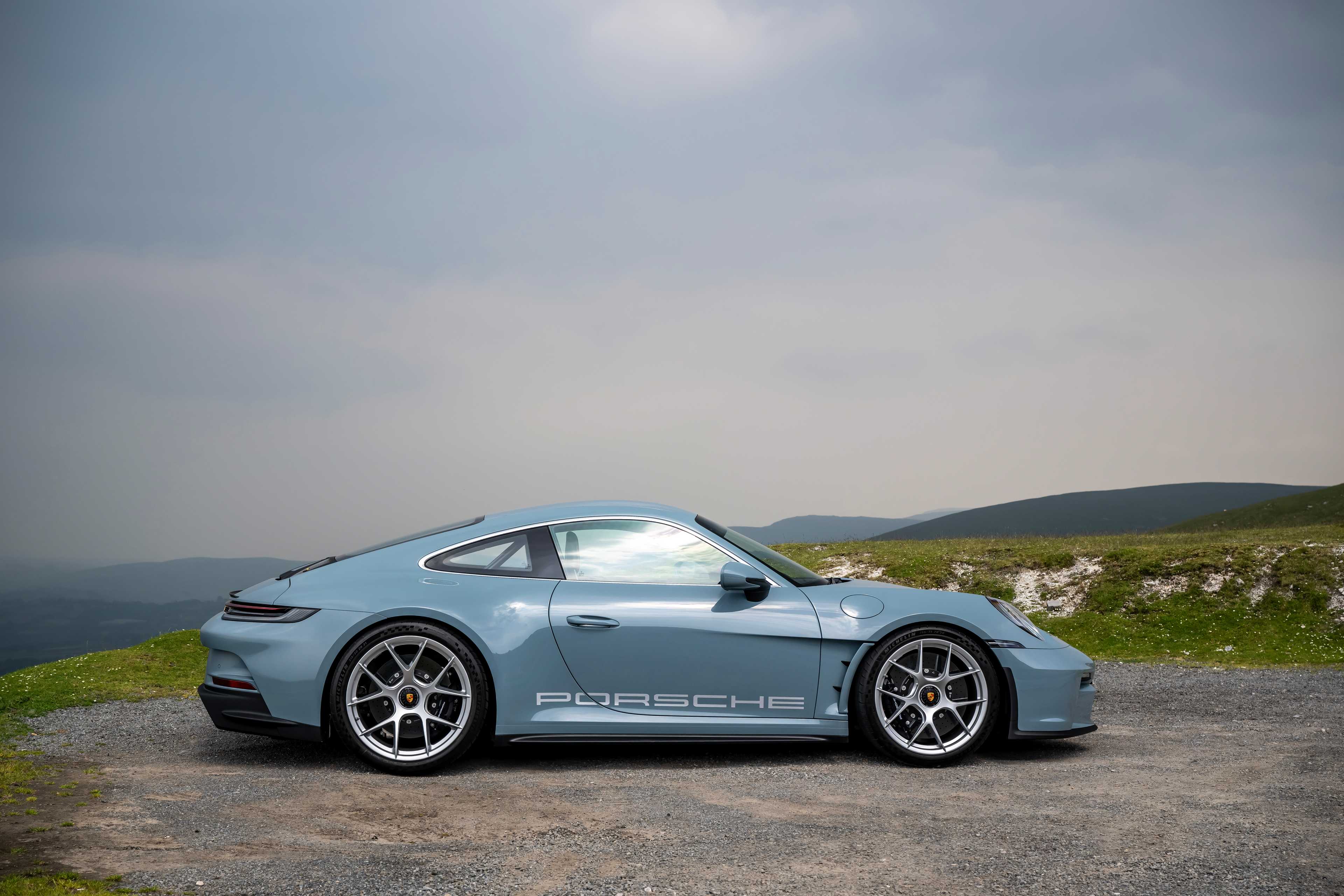 Fichiers Tuning Haute Qualité Porsche 911 4.0 GT3 RS 525hp