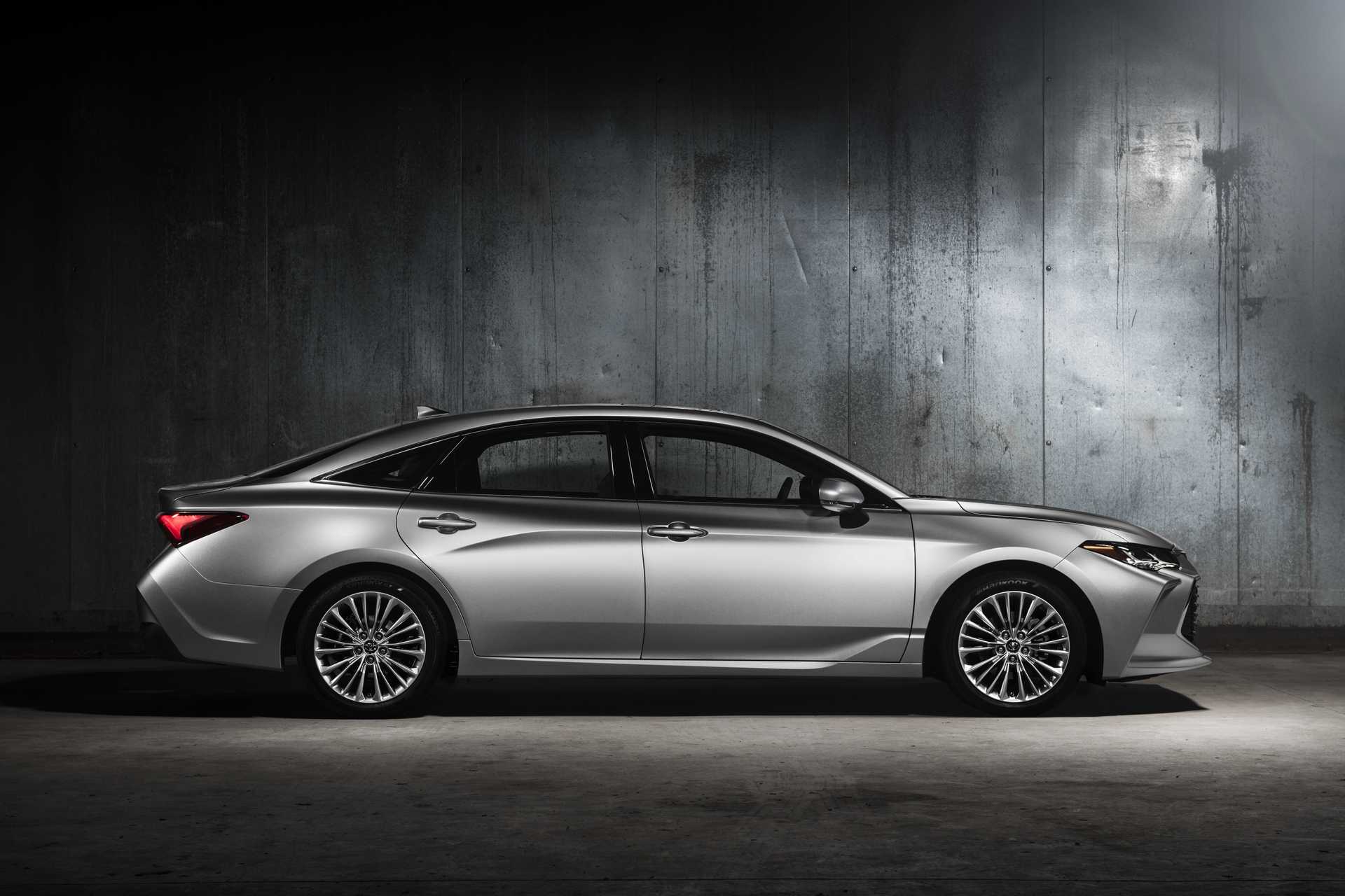 Reprogramiranje vozila Toyota Avelon 2.5 Hybrid 218