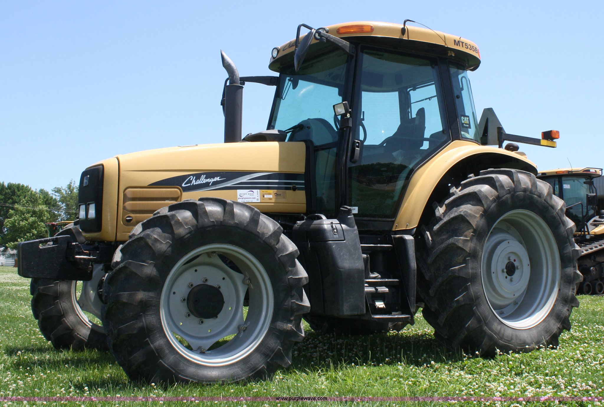 Reprogrammation Challenger MT 565B 6.6 170