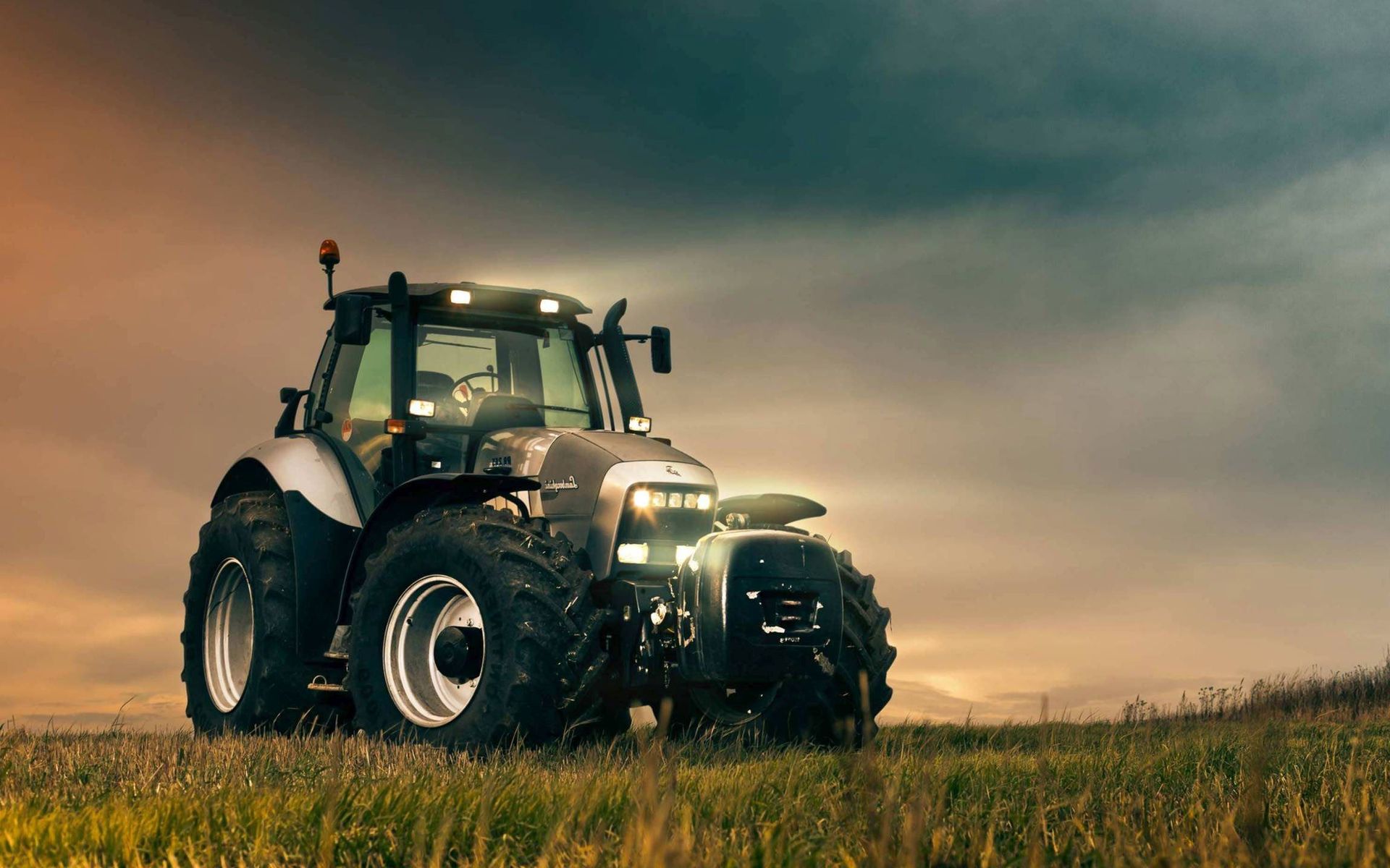 Fichiers Tuning Haute Qualité Lamborghini Tractor R8 265 6-7.1 PD 275hp