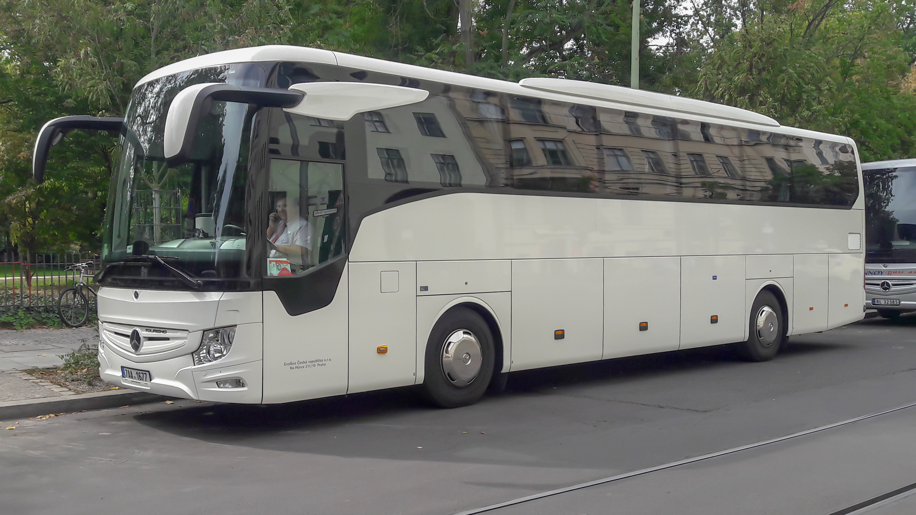 Filing tuning di alta qualità Mercedes-Benz Tourismo  15.9L V6 476hp