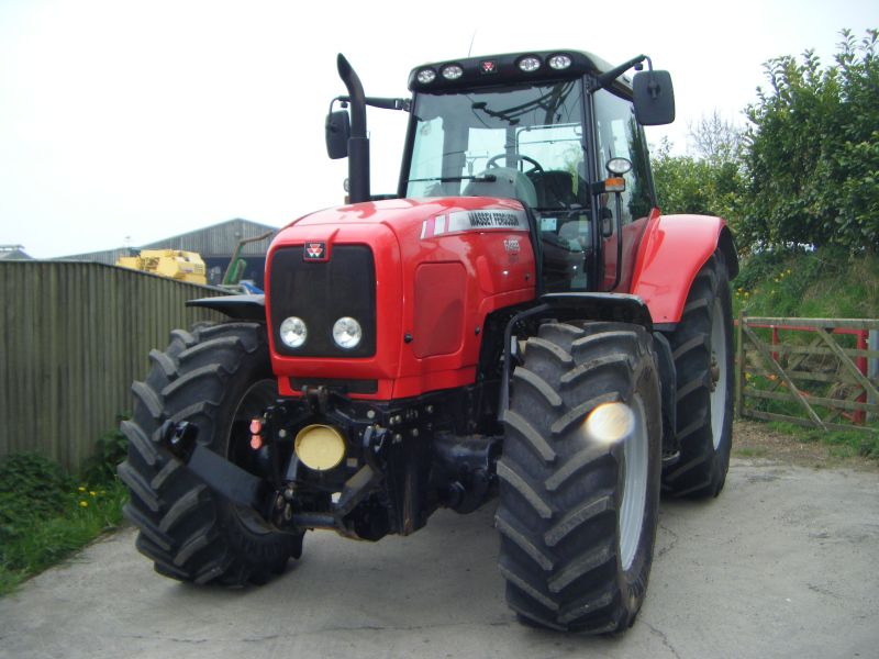 Yüksek kaliteli ayarlama fil Massey Ferguson Tractor 6400 series MF 6499 7.4 VP 215hp