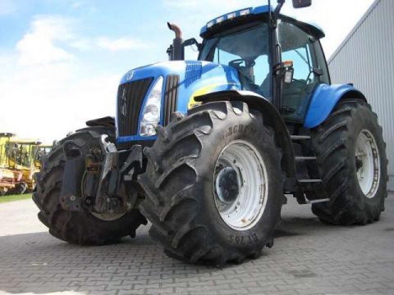 Yüksek kaliteli ayarlama fil New Holland Tractor TG 285 8.3 CAPS PUMP 283hp