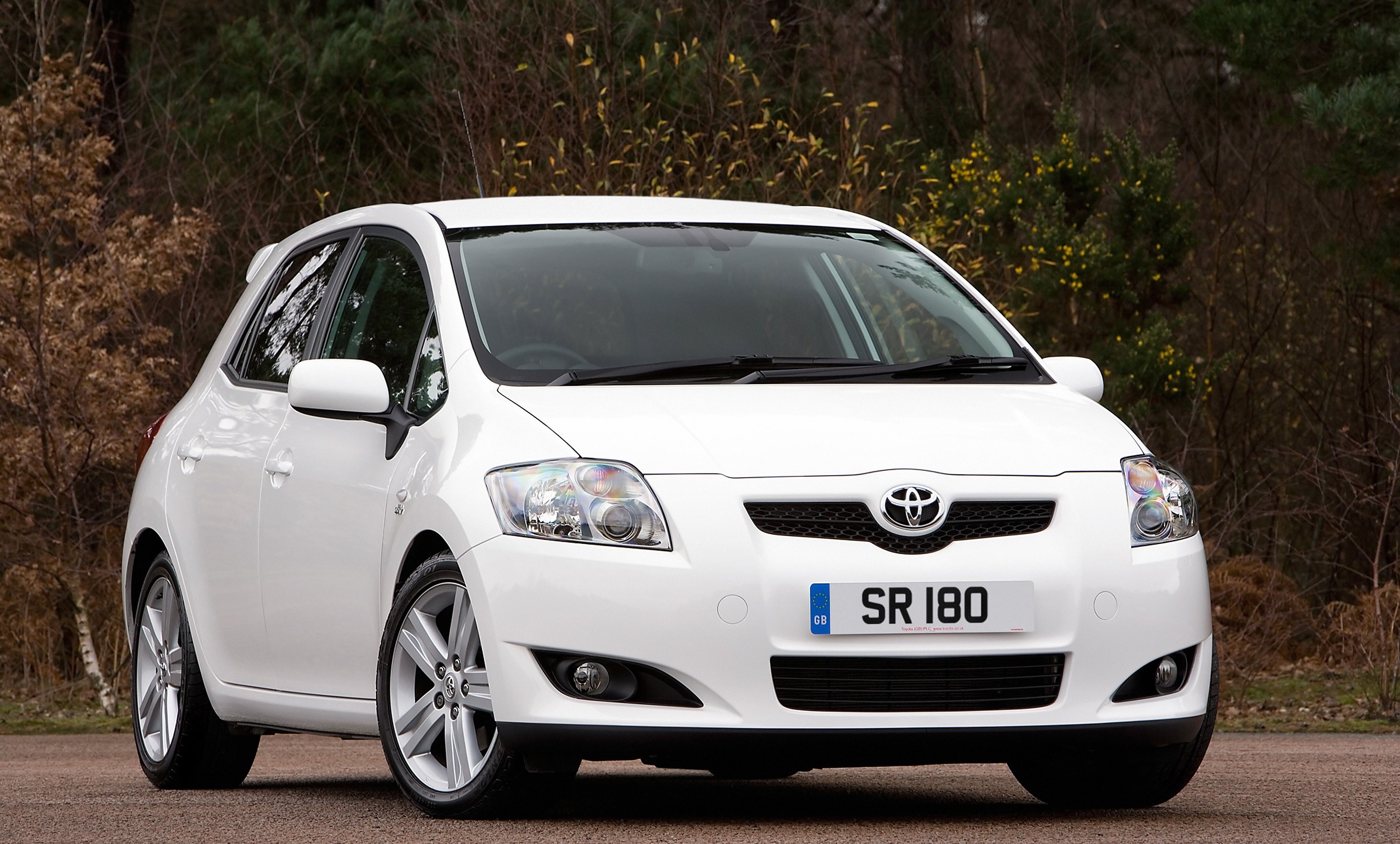 Toyota auris e150