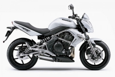 Tuning de alta calidad Kawasaki ER6N 649cc  72hp