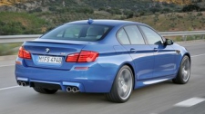 Hochwertige Tuning Fil BMW M5 V8 Bi-turbo - Competition  575hp