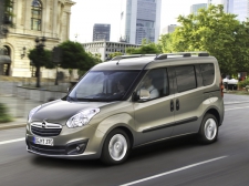 Hochwertige Tuning Fil Opel Combo 1.5 BlueHDI 130hp