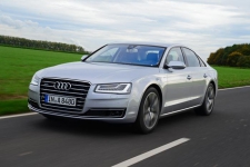 Hochwertige Tuning Fil Audi A8 4.2 TDI 385hp