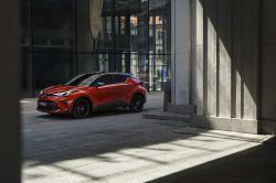 Tuning de alta calidad Toyota C-HR 1.8 VVT i-Hybrid 122hp
