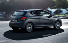 Yüksek kaliteli ayarlama fil Peugeot 208 1.6 BlueHDI 75hp