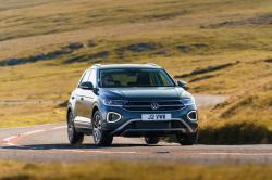 高品質チューニングファイル Volkswagen T-Roc 1.5 TSI OPF 160hp