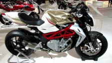 Tuning de alta calidad MV Agusta Brutale 1090 RR (2013)  156hp