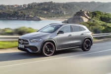 Filing tuning di alta qualità Mercedes-Benz GLA 180D  116hp