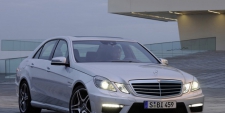 Yüksek kaliteli ayarlama fil Mercedes-Benz E 350 CGi 292hp