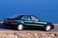 Yüksek kaliteli ayarlama fil Mercedes-Benz E 320 CDI 224hp